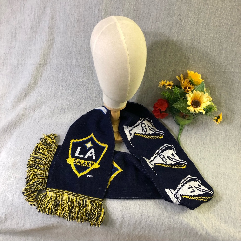 NWOT - L.A. Galaxy Championship Scarf